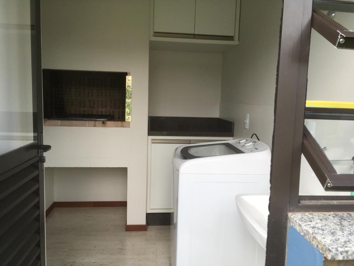 Apartamento Com Piscina - Garopaba - Praia Da Gamboa Esterno foto