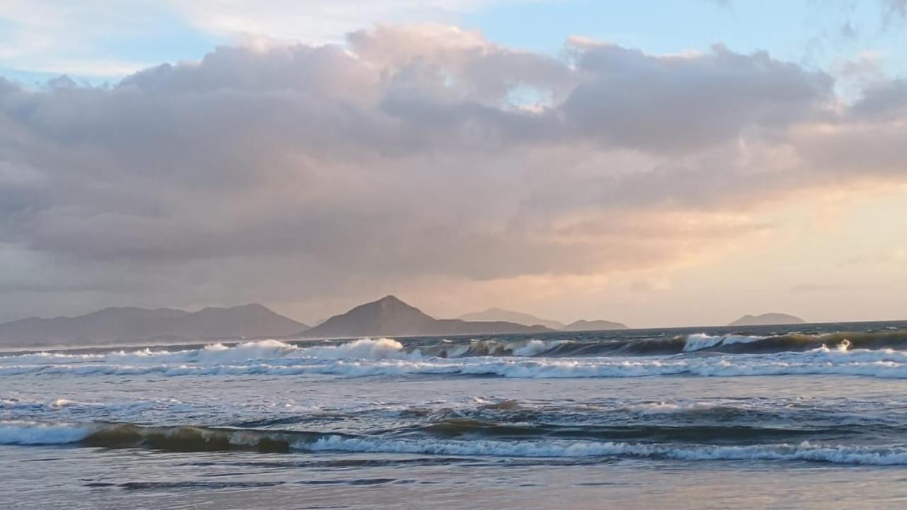 Apartamento Com Piscina - Garopaba - Praia Da Gamboa Esterno foto